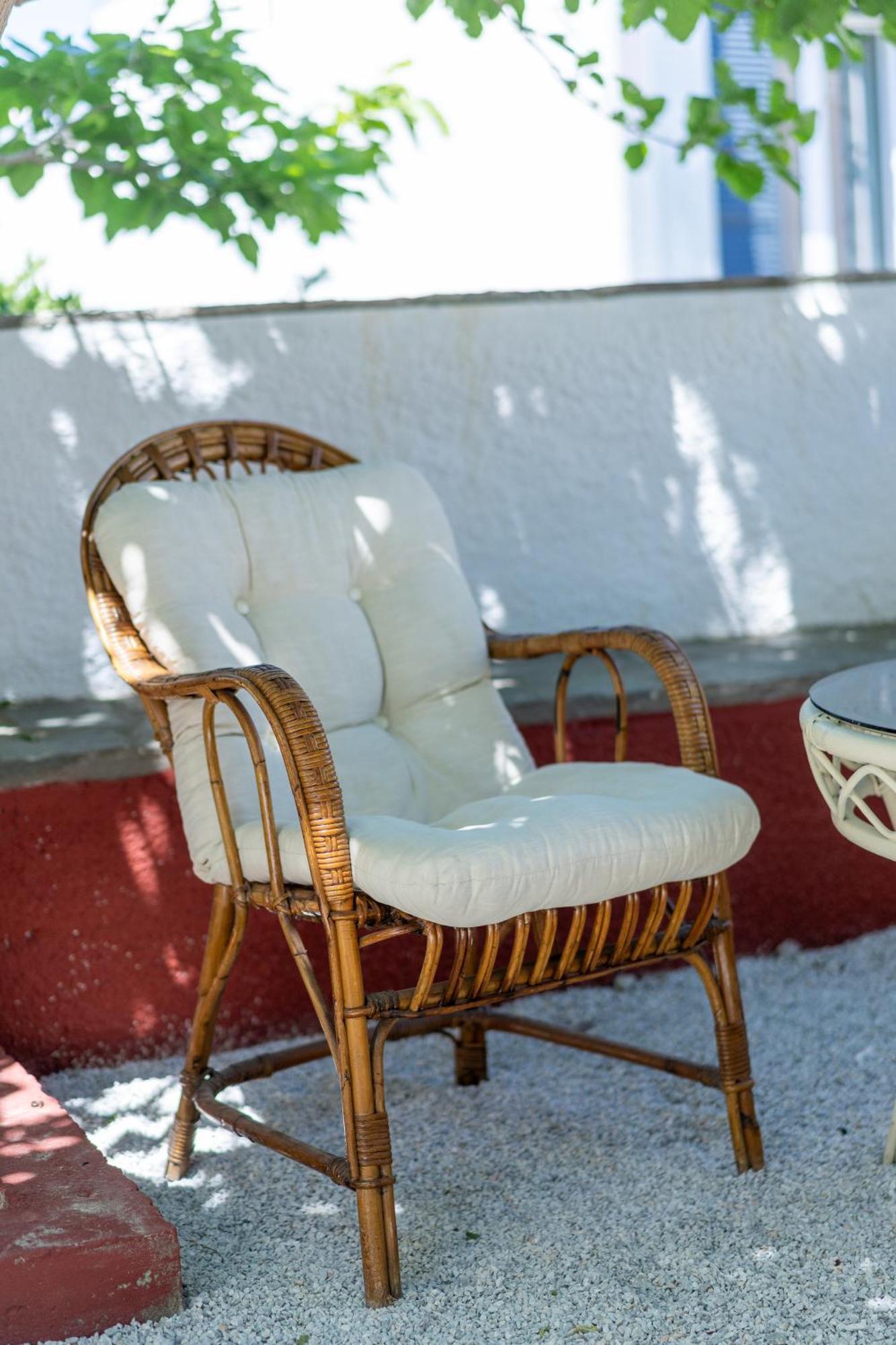 Spacious Home With Yard, Mytilene Lesvos Zewnętrze zdjęcie