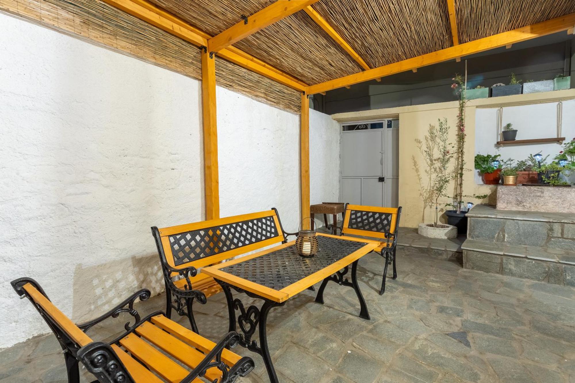 Spacious Home With Yard, Mytilene Lesvos Zewnętrze zdjęcie